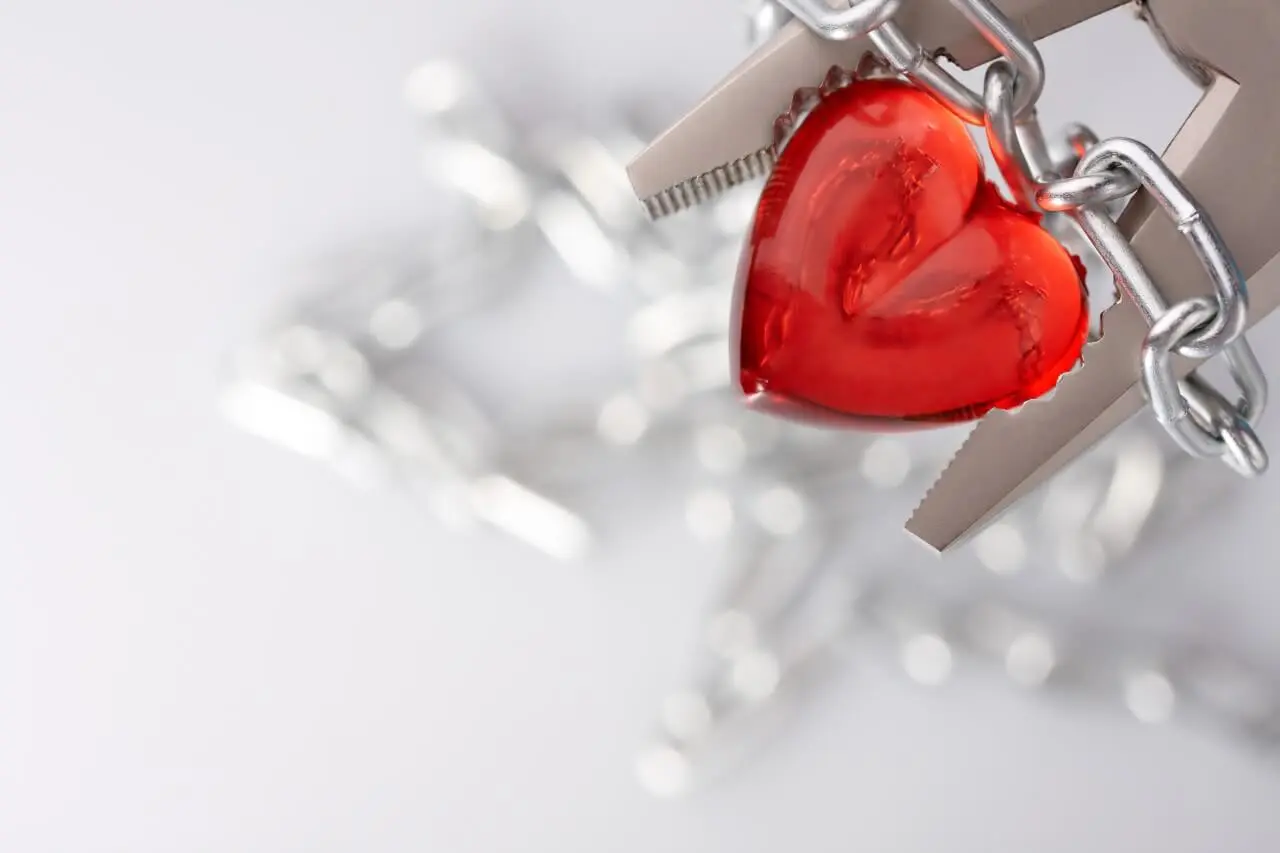 insecure-attachemenets-love-addiction