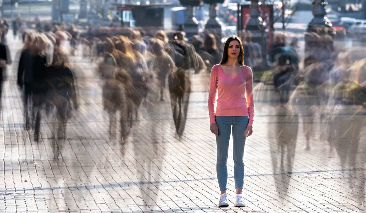 social phobia crowded street