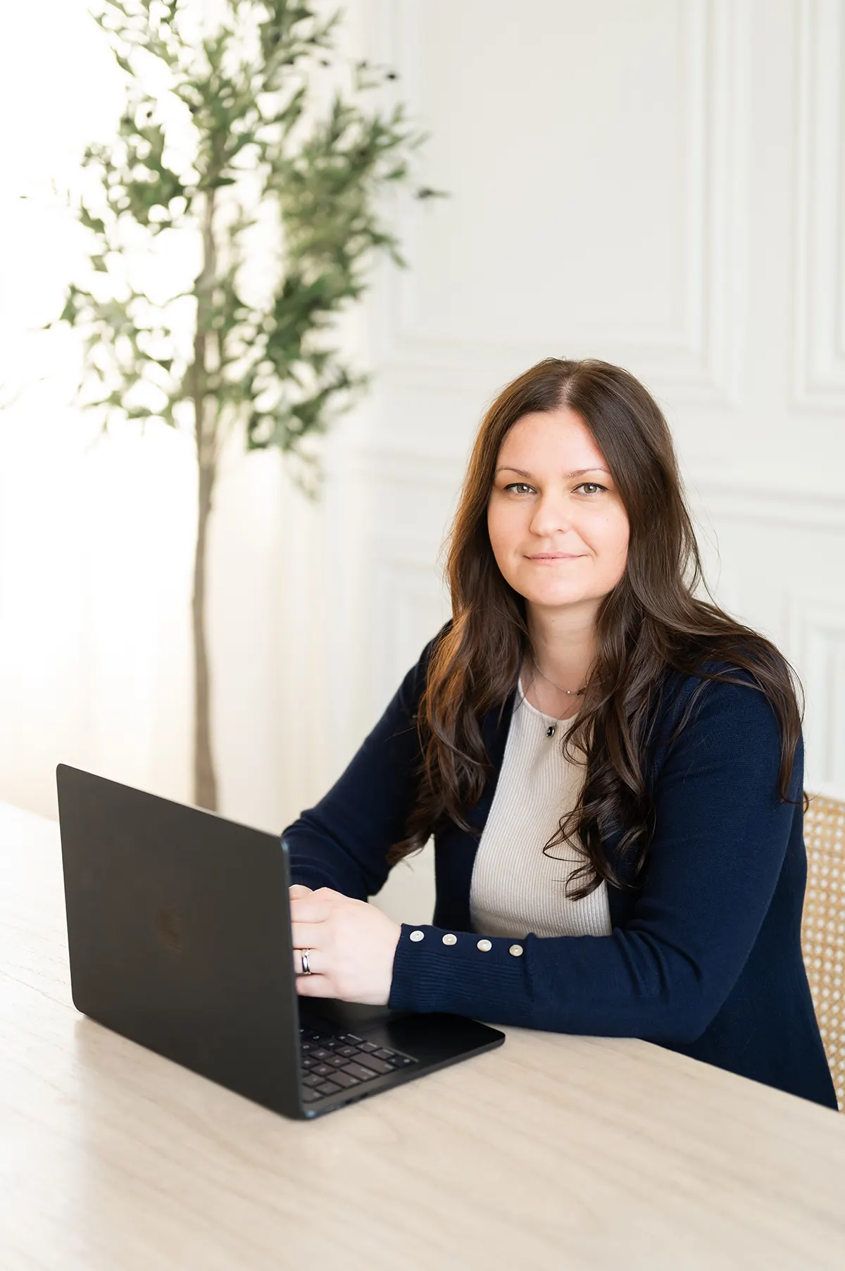 image of Delia Petrescu, reproductive trauma therapist