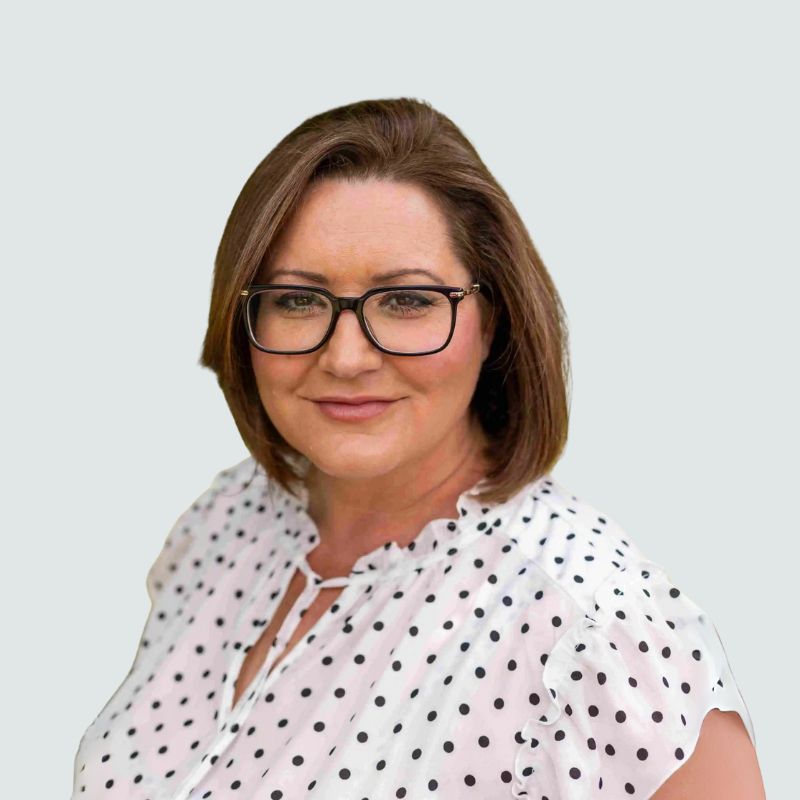 lucy silhan